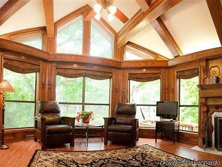 Creekhaven Inn & Spa Wimberley Dalaman gambar